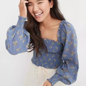 Aerie Pretty Smocked Floral Blue Peasant Top AE American Eagle Ditsy Floral